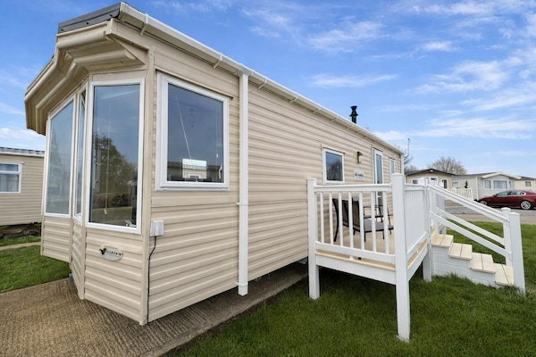 Discover the beauty of UK holidays with a relaxing getaway to Essex, complete with flexible arrival dates to suit your plans