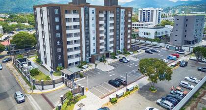 Urban Charm: Modern One Bedroom