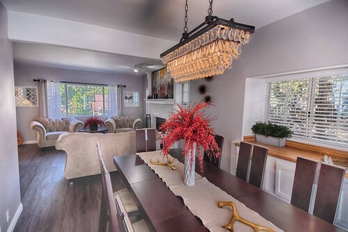 4 bed 3bath Mountain HOUSE in peaceful LAKE ARROWHEAD with WiFi, AC, BACKYARD
