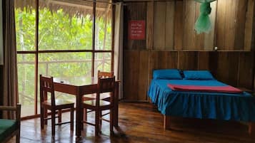 洋房, 陽台, 庭園景觀 | 免費無線上網