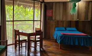 Bungalow, balcón, vista al patio | Wifi gratis