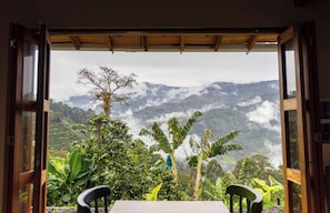 Desayuno típico de la región gratuito y diario