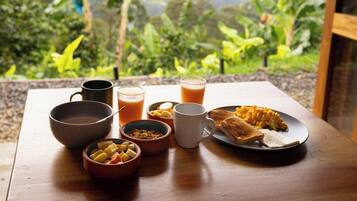 Free daily local cuisine breakfast