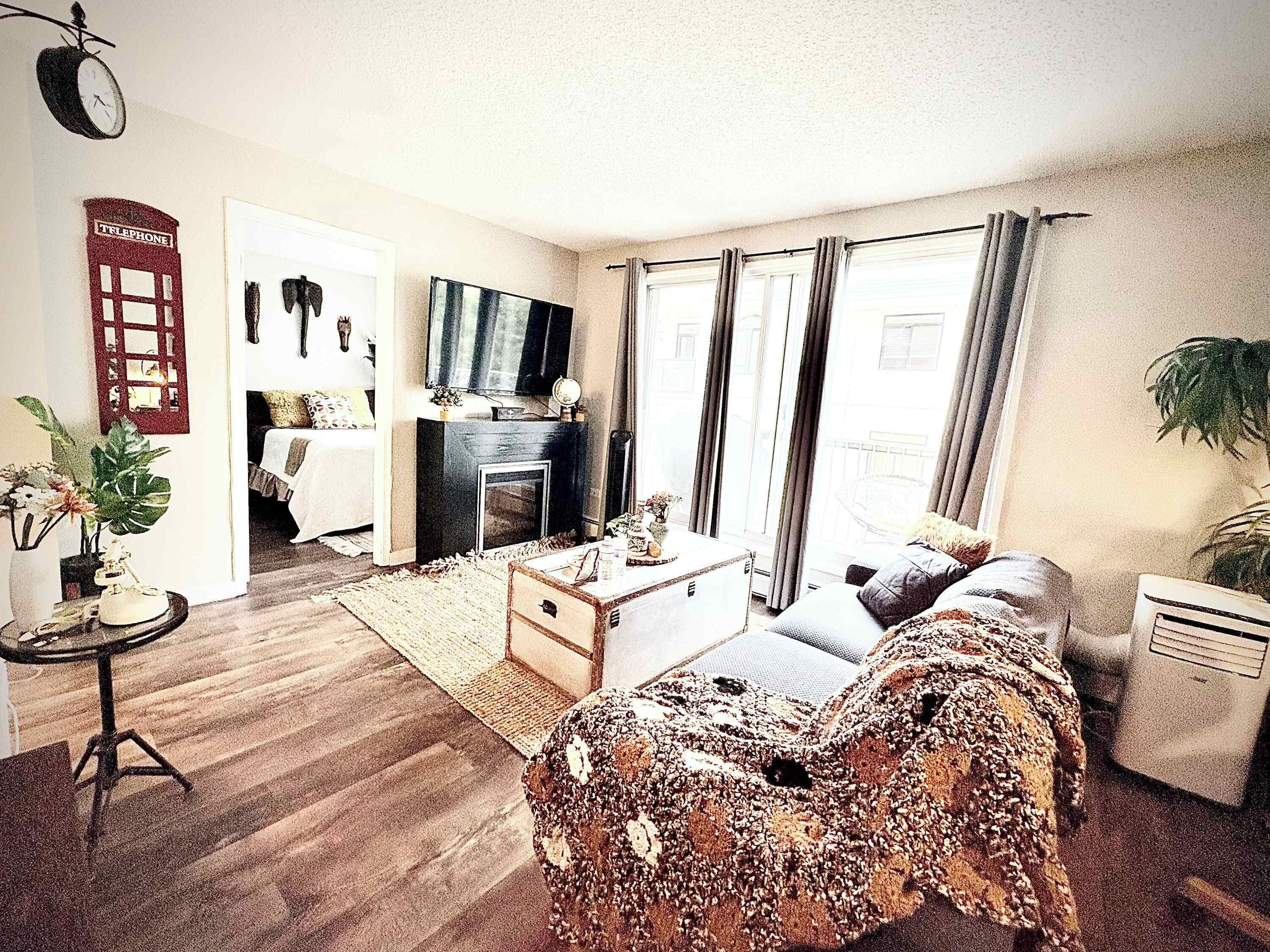 1 bedroom, desk, iron/ironing board, travel crib