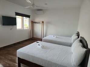 1 camera, Wi-Fi, lenzuola