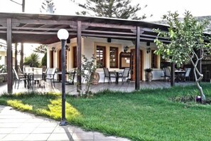 Unclassified image, 2 of 22, button - Matala Dimitris Resort (Matala)