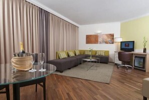 Cribs/infant beds - U Magic Palace (Eilat)