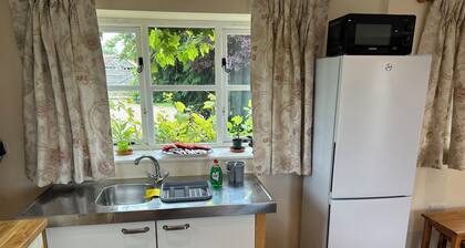 Charming 1-bedroom cottage in Walkern with WiFi access