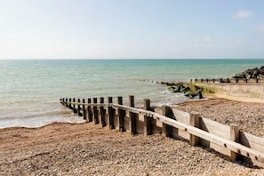 Unclassified image, 4 of 33, button - Beachcroft Hotel, BW Signature Collection by Best Western (Felpham)