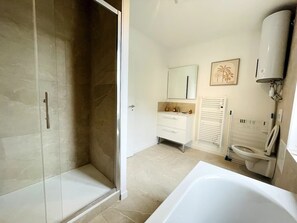 Hair dryer, towels, toilet paper
