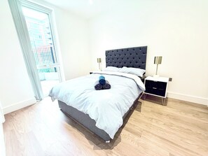 1 bedroom, WiFi, bed sheets