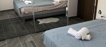 Apartments Stone House Murter