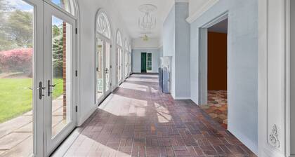 Summer, FURNISHED: CENTRAL WESTPORT ESTATE, 60' pool: 2 mins to beach/town/train