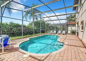 Outdoor pool, sun loungers