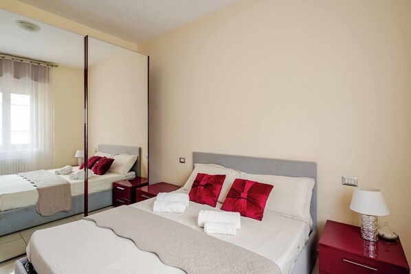 2 Schlafzimmer, Bügeleisen/Bügelbrett, WLAN, Bettwäsche