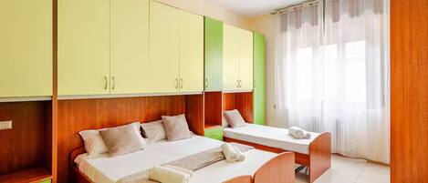 2 soverom, strykejern/-brett, wi-fi og sengetøy