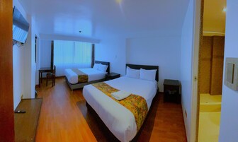 Desk, laptop workspace, free WiFi