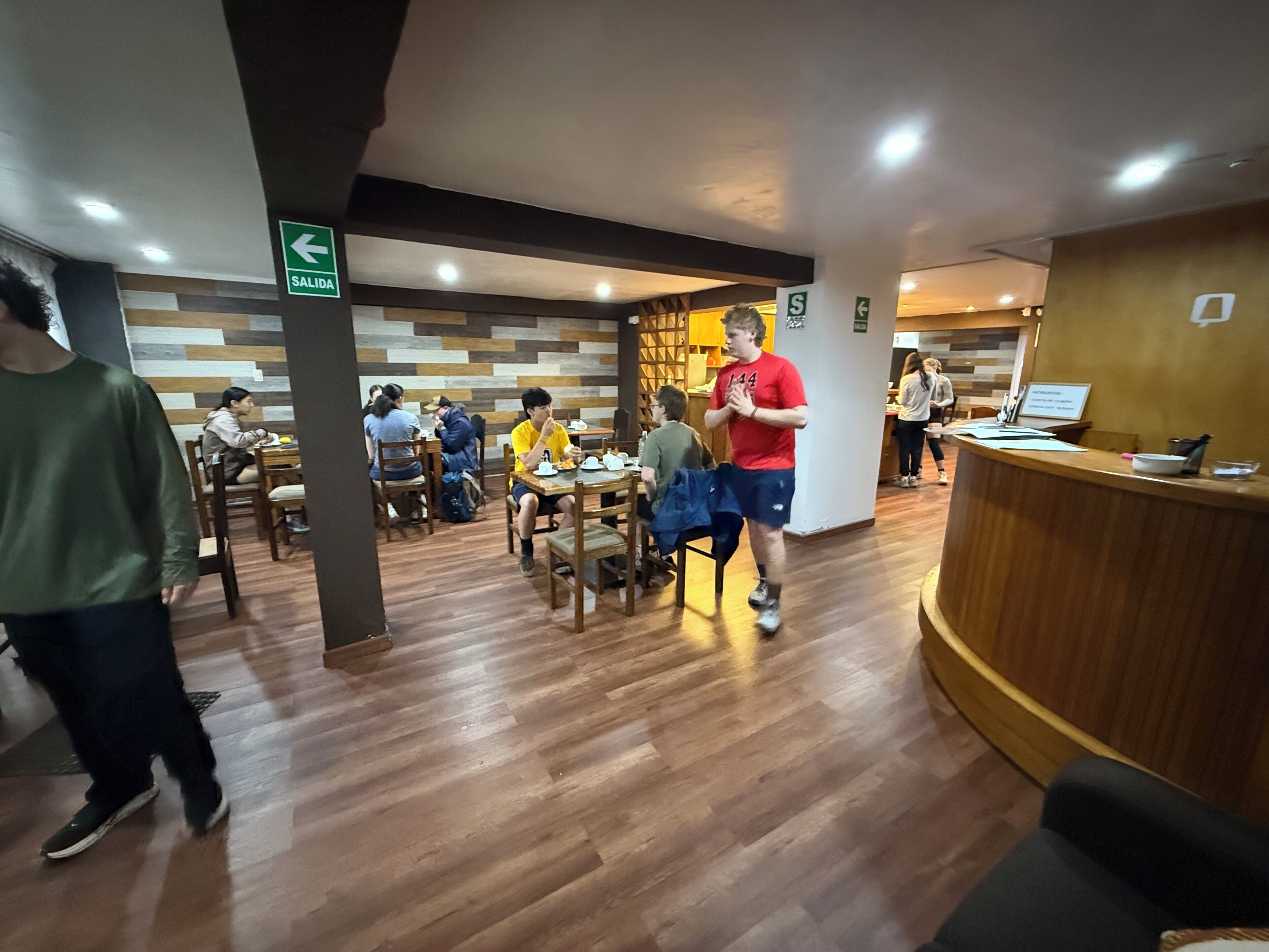 Petit déjeuner continental compris tous les jours