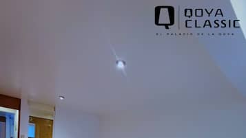 Desk, laptop workspace, free WiFi