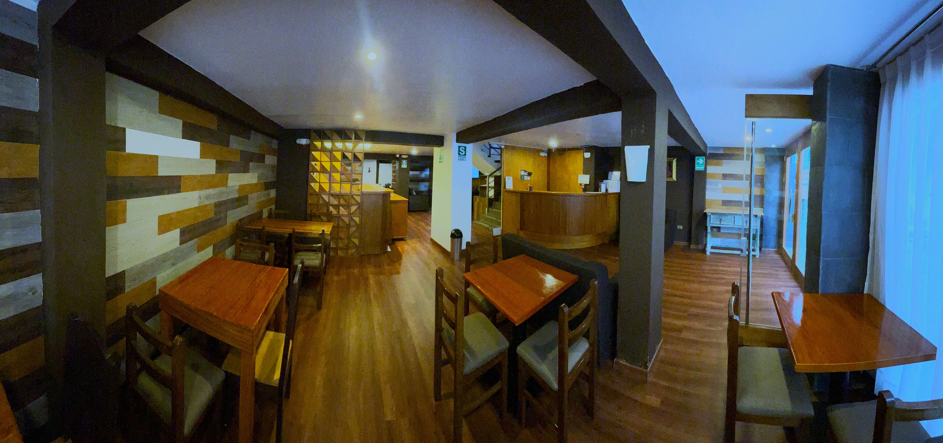 Mostrador de check-in y check-out