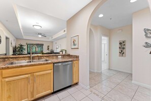 公寓客房, 多張床, 庭院, 花園景觀 (Cozy Cove) | 住宿內部