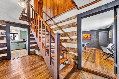 Charming, fully renovated 19th century cabin with spectacular views. 4 BR, 2 BA.