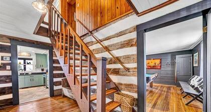 Charming, fully renovated 19th century cabin with spectacular views. 4 BR, 2 BA.