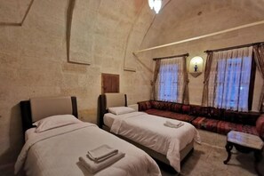 Cribs/infant beds - Cave Konak Cappadocia- Special Category (Urgup)