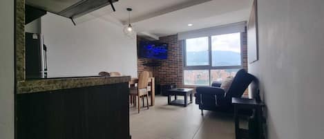 TV connectée de 40 pouces avec chaînes par câble