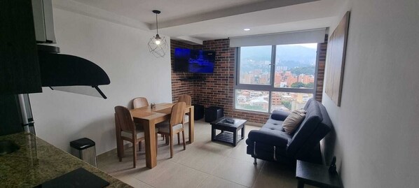 สมาร์ททีวี 40 นิ้ว พร้อมช่องเคเบิล