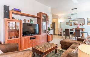 Smart TV - Lovely home in Torrox (Torrox)