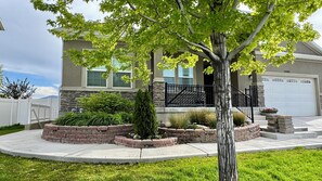 Exterior - Jordan River Retreat. Charming 1 bedroom apartment in Lehi Ut on the river. (Lehi)