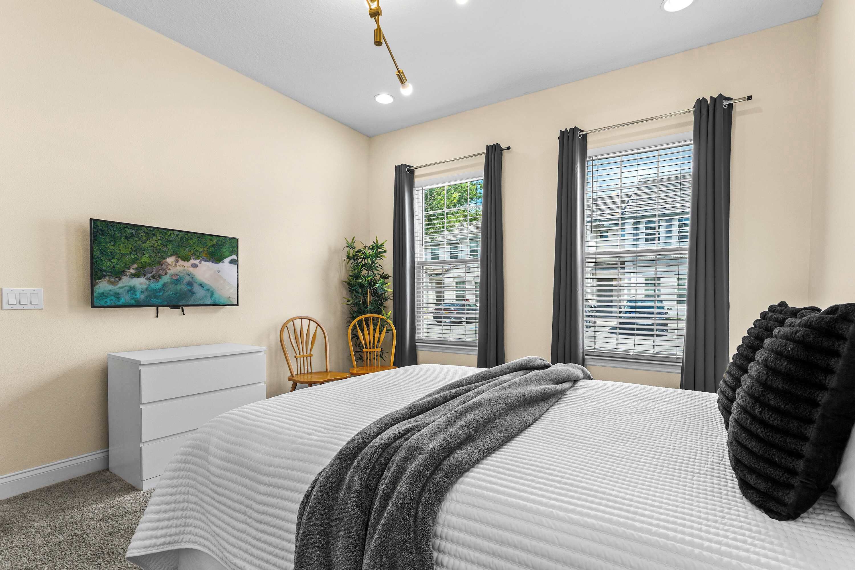 Maison mitoyenne, plusieurs lits, accès piscine, vue piscine (Dream Days At Enclaves) | 4 chambres, décoration personnalisée, ameublement personnalisé