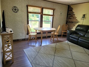Smart TV - Spacious 5-bedroom/3 bath mobile home on an Orchard of 5 acres in Alachua (Alachua)
