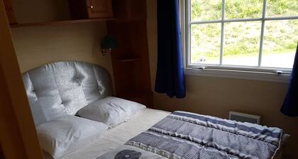 Mobile home with sea view and direct beach access