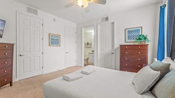 Maison mitoyenne, plusieurs lits, patio, vue jardin (Family Friendly Relax Villa) | 4 chambres, décoration personnalisée, ameublement personnalisé