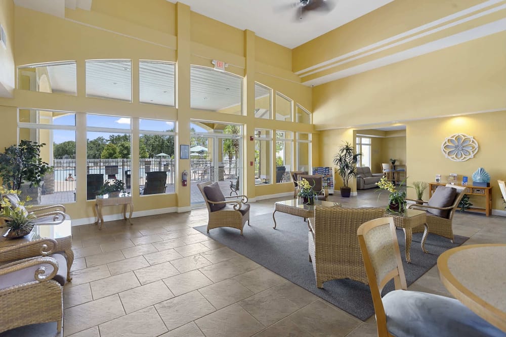 Family Friendly Relax Villa - St. Cloud, FL