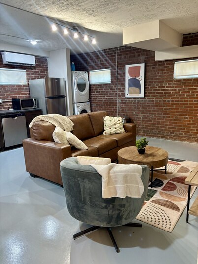 Historic Charm Steps from Downtown Huntsville