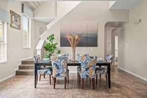 House, Multiple Beds, Pool Access, Pool View (Family Retreat) | Dining