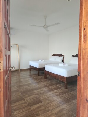 1 habitación, wifi y ropa de cama