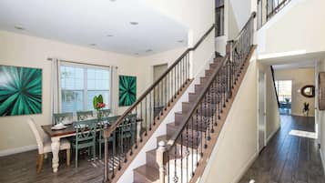 House, Multiple Beds, Pool Access, Pool View (Formosa Mimosa) | Dining
