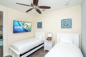 House, Multiple Beds, Pool Access, Pool View (Formosa Mimosa) | 8 bedrooms, individually decorated, individually furnished, bed sheets
