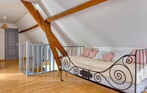 3 habitaciones y cuna de viaje 