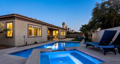 Indio 4000 SQ FT 5bedroom. 3 BATH, SALT, POOL , SPA, WiFi and AC, COACHELLA,