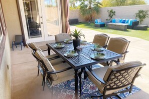 Outdoor dining