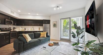 1bdr in Hollywood - your best vacation with luxury amenities