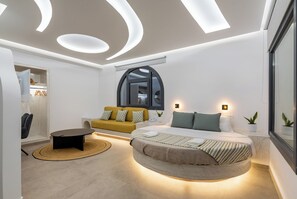 1 Schlafzimmer, Zimmersafe, Schreibtisch, Bügeleisen/Bügelbrett