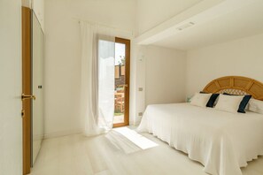 3 Schlafzimmer, Zimmersafe, Bügeleisen/Bügelbrett, Reisekinderbett