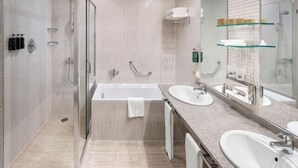 Room - Melia Grand Hermitage (Golden Sands)