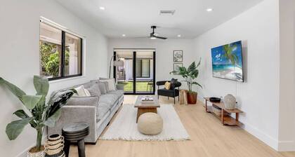 Villa Palmera by Downtown & Beach